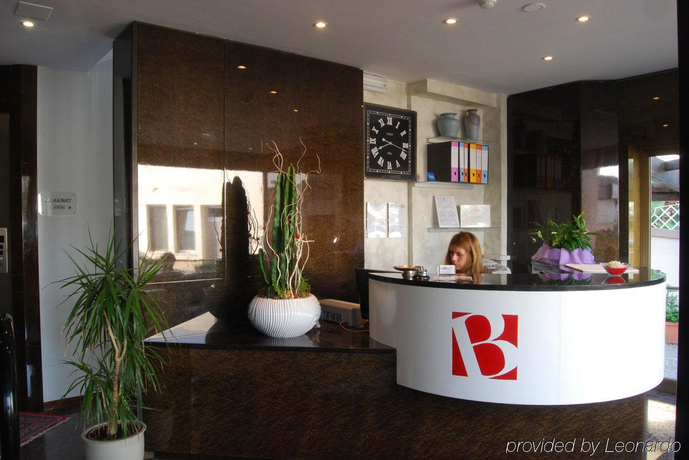 Hotel Bristol Pesaro Luaran gambar