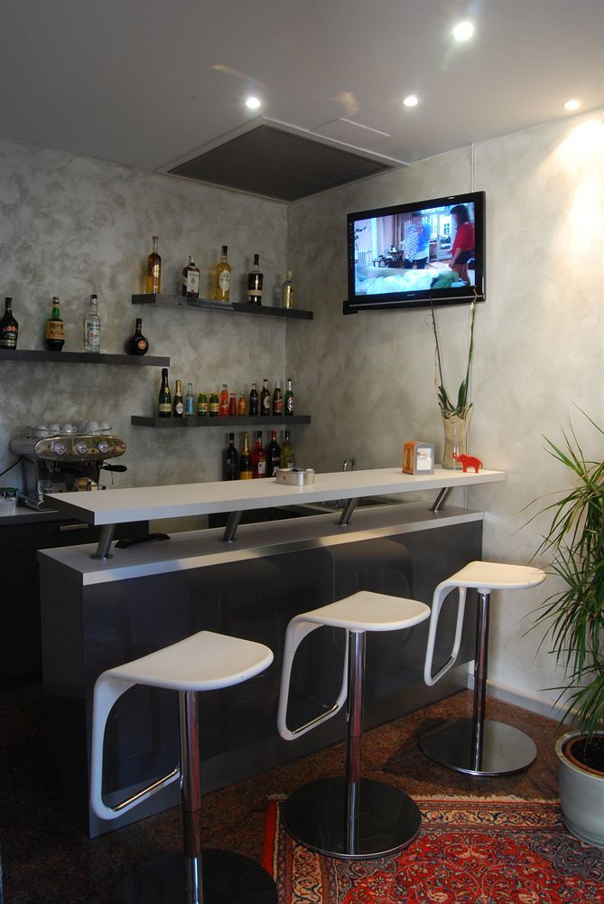 Hotel Bristol Pesaro Luaran gambar